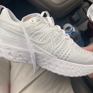 Nike men’s Infinity Resct 2 brand new size 11